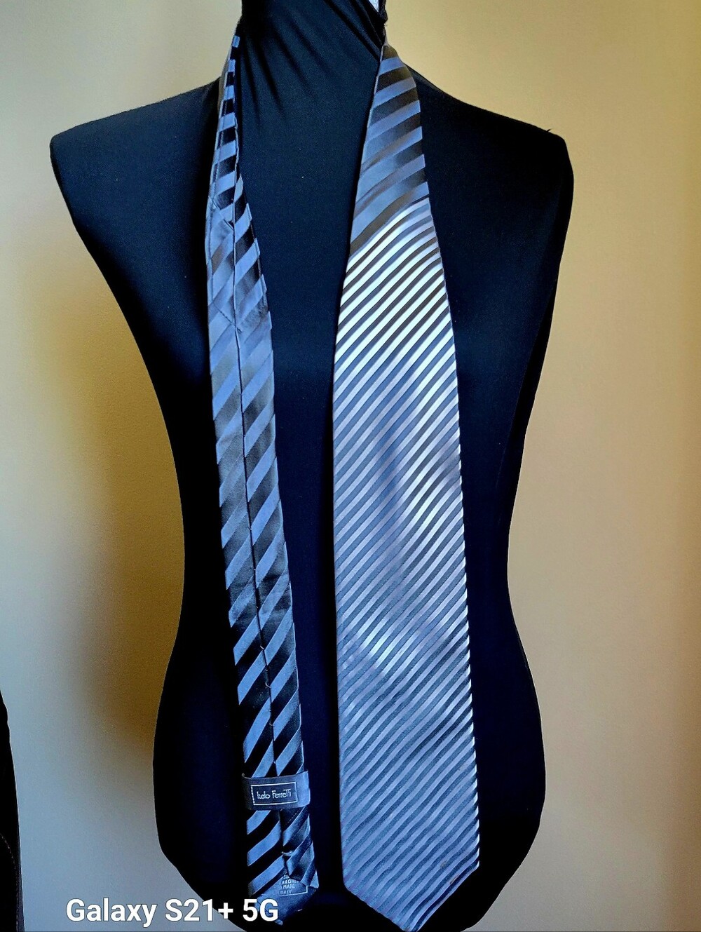 Silver and Black Striped Men's Tie Set